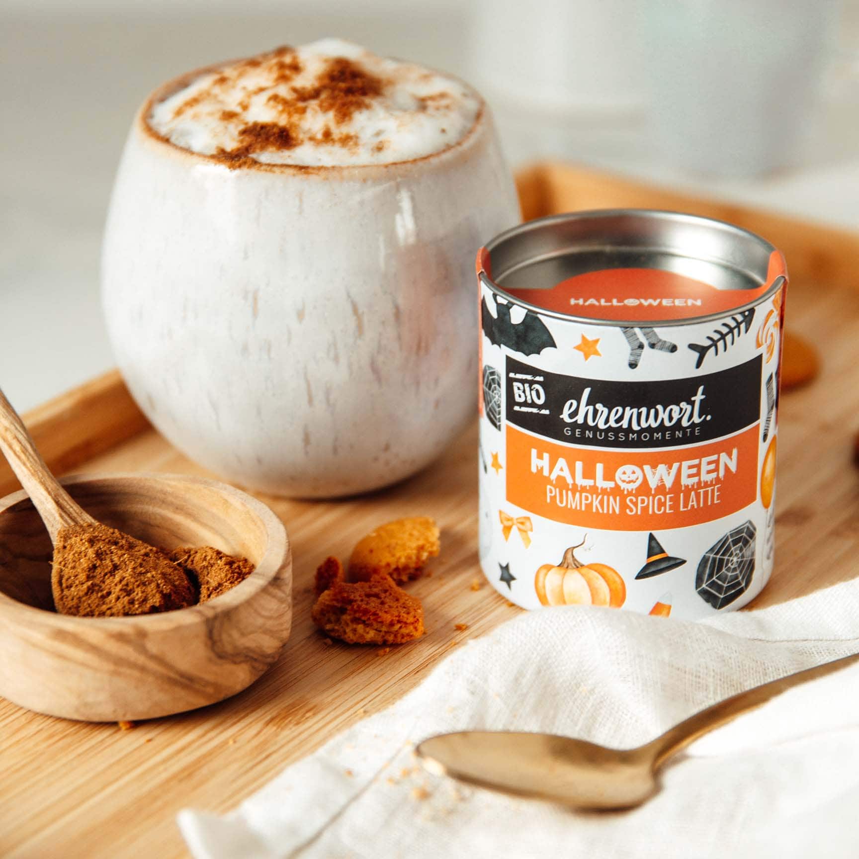 ehrenwort Halloween Pumpkin Spice Latte Moodbild